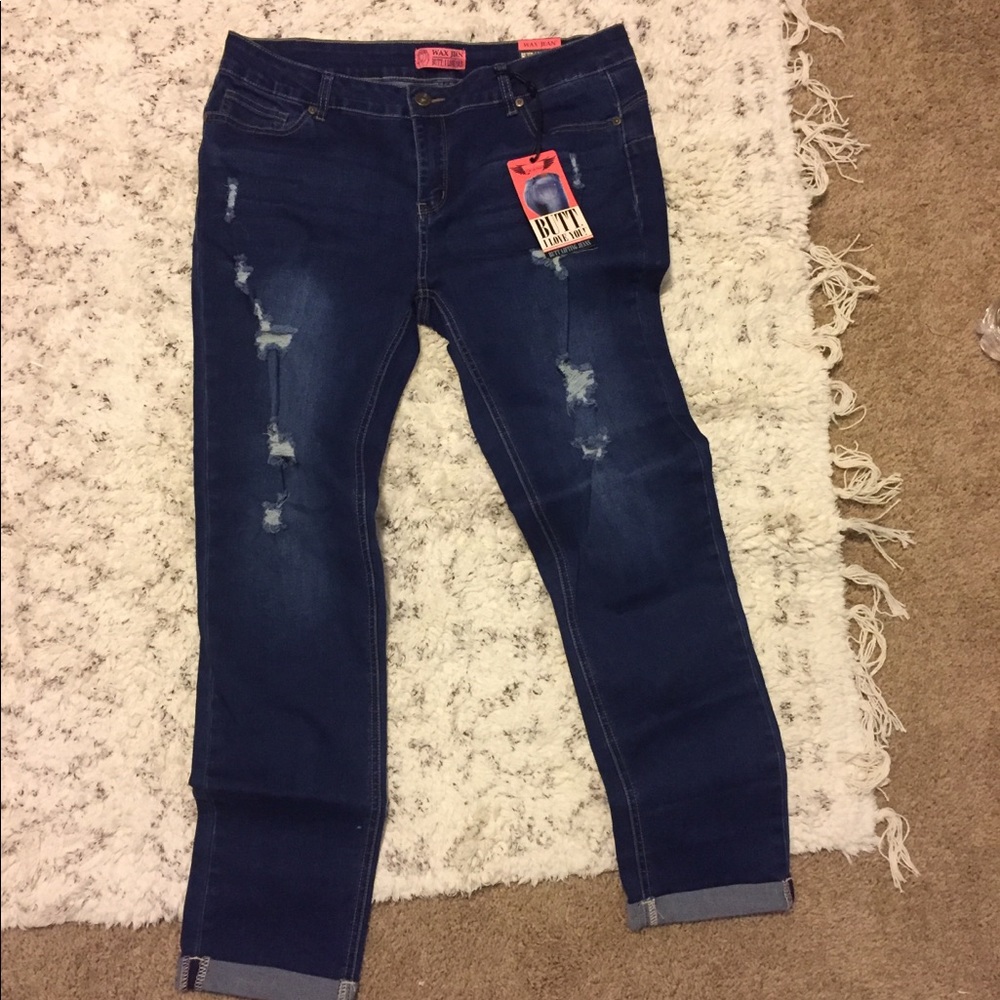 BRAND NEW WAX butt lifting jeans